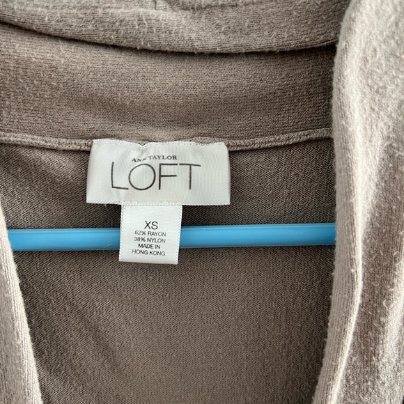 Ann Taylor LOFT | Wrap Tank | size XS - Picture 2 of 3